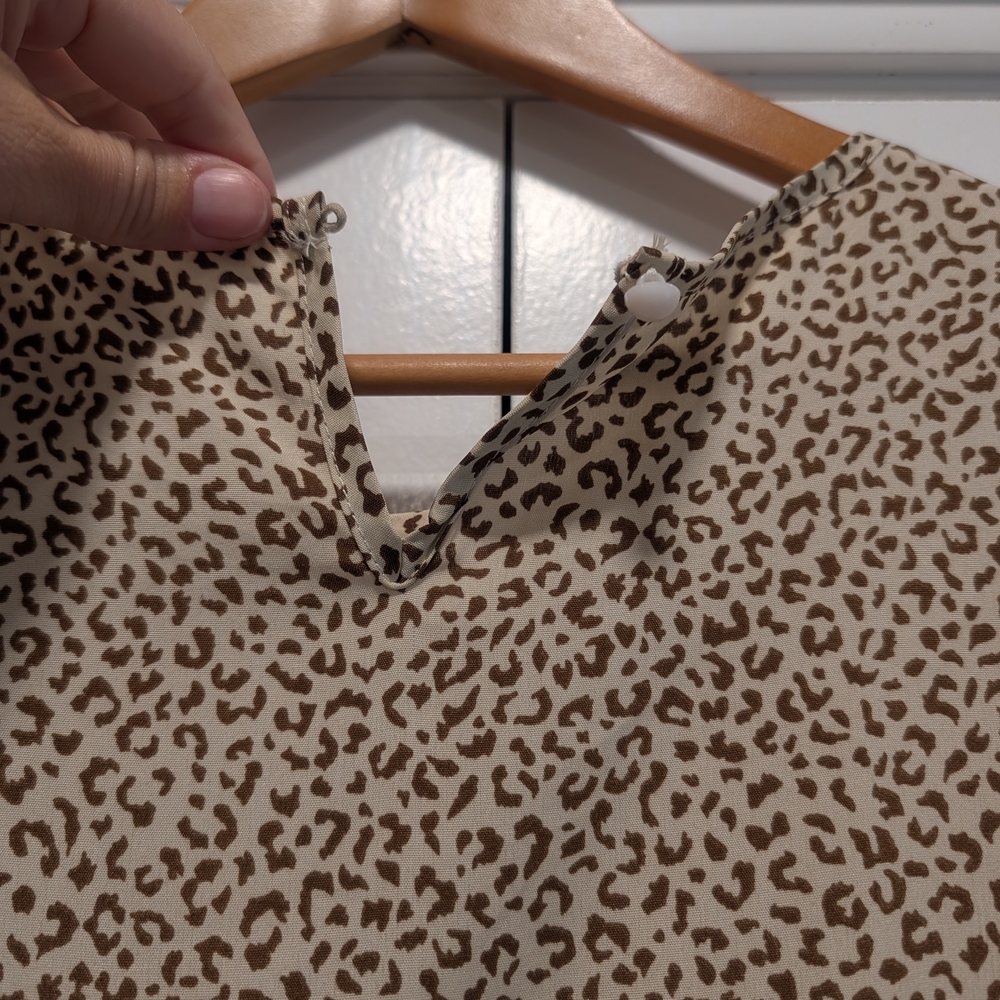 Shein Women's Leopard Print Tiered Ruffle Skirt Midi Dress Size Medium - Picture 5 of 8